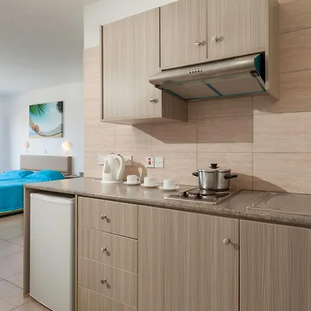 Penelope Apts * Protaras