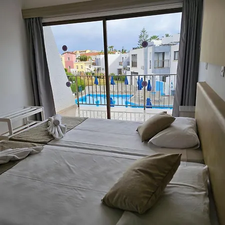 Penelope Apts