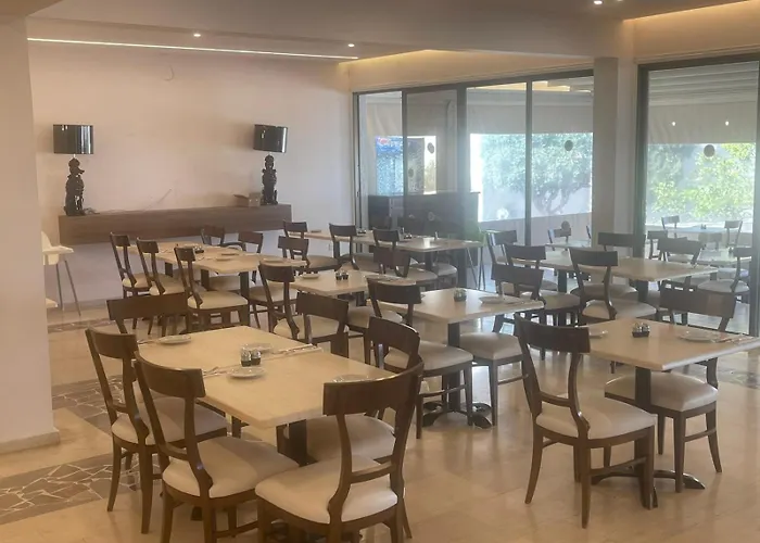 Penelope Apts 3* Protaras