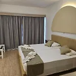 Penelope Apts Aparthotel